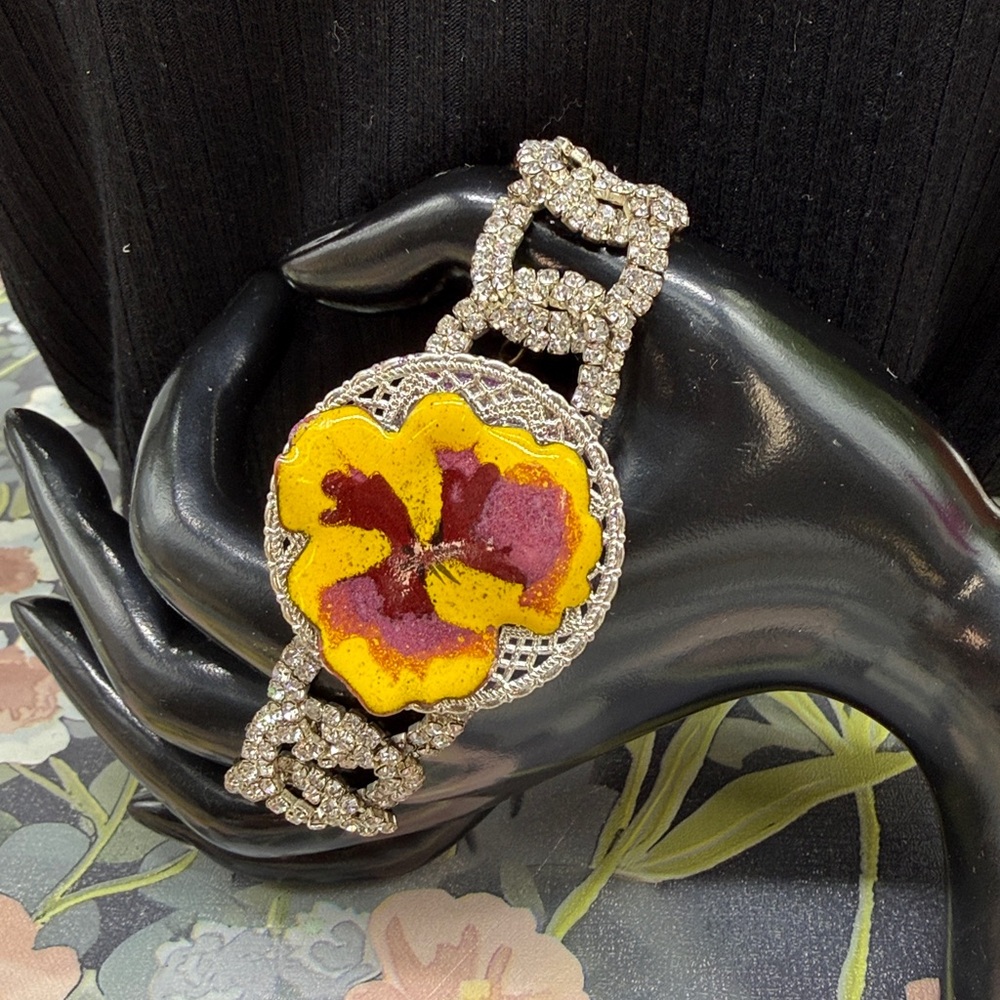 🌟Adorned Crown Jewelry assemblage enamel flower rhinestone bracelet